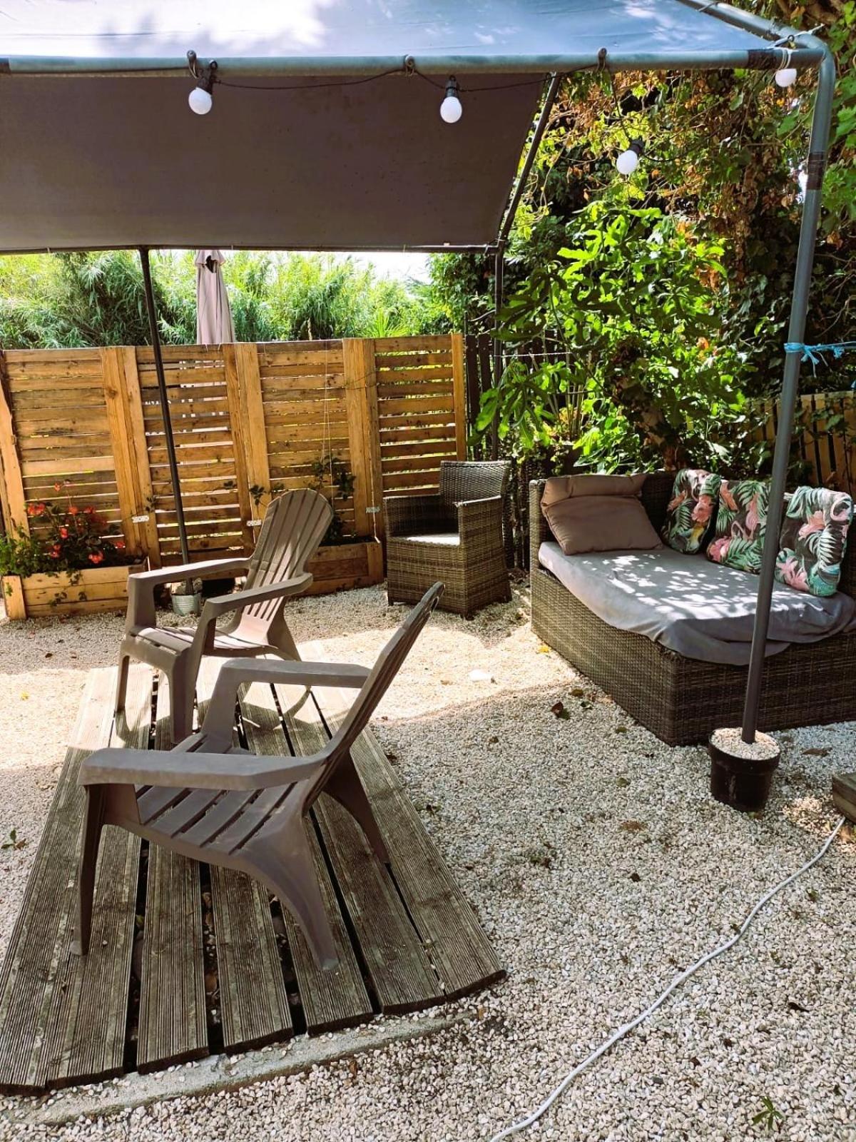 Mas Denis Apartment Arles Luaran gambar