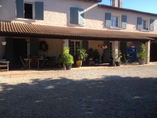 Mas Denis Apartment Arles Luaran gambar